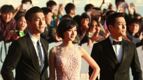 《赤道》崔始源攜手馮文娟 帥氣大背頭紳士范十足