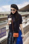 范李冰冰机场凹造型先后赴戛纳 红毯look引期待