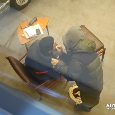 殺手面前的老人