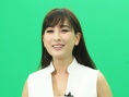 “老朋友”马苏白衣亮相 脚踩恨天高显女神气质