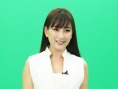 “老朋友”马苏白衣亮相 脚踩恨天高显女神气质