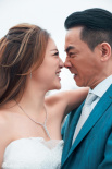 陈小春应采儿夫妇拍写真大片 爆笑搞怪相得益彰