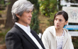 《積愛之人》試映 佐藤浩市攜“妻”共筑愛心墻