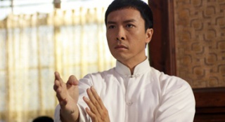 中国功夫PK西洋拳法 专业解读《叶问2》招式奥秘