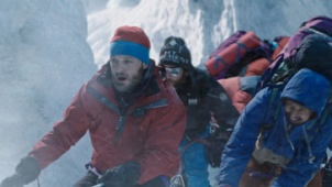 《绝命海拔》曝光首支预告片 震撼再现珠峰雪崩