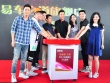 李晨開名車店 謝娜霍思燕等人捧場玩“自轉(zhuǎn)”