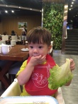 霍思燕儿子吃生菜表情狰狞 杜江:嫉恶如仇的赶脚