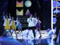 王铮亮深情献唱《十二公民》主题曲 直戳观众泪点