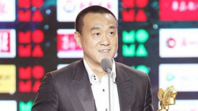 何冰凭《十二公民》获最佳男主角 登台致谢好兄弟