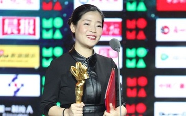 徐昂凭《十二公民》获最佳导演 首次执导获殊荣