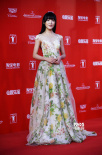 《六世古宅》徐娇亮相红毯 少女初长成青春秀丽