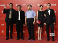闭幕片《战火中的芭蕾》主创亮相 外籍演员亲切