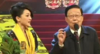 著名導(dǎo)演謝鐵驪因病去世享年89歲 周迅悼念恩師
