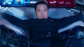 《终结者5》精彩片段 液态机器人李秉宪玩命追杀