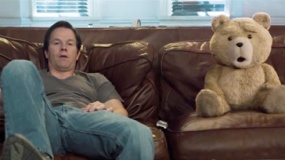 《泰迪熊2》中文片段 泰迪哼唱经典电影主题曲