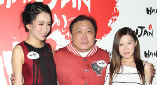 王晶主动结束与尔冬升20年骂战 鸡毛蒜皮的小误会