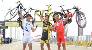 《破风》窦骁约伴好兄弟 趣味组成玩闹“三人组”