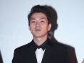 《红髅》剧组人造恐怖坟墓 李威拍夜戏手脚冻裂