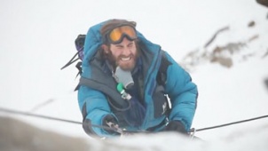 《绝命海拔》拍摄特辑 创作团队暴风雪中顽强工作