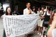 《大唐玄奘》橫店熱拍 黃曉明現(xiàn)場為粉絲講經(jīng)