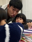 陸毅妻子鮑蕾慶生曬照 大小女兒模樣相似顏值高