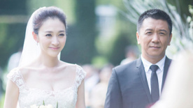 39岁李小冉与制片人老公办婚礼 幸福洋溢好浪漫