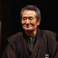 紅十字：女人們的入伍通知單