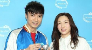 古巨基調(diào)侃老婆身材 婚禮支出全數(shù)由楊受成承擔(dān)