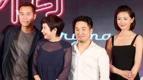 张孝全万茜情侣终合体现身 全程零交流闪避对方