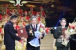 张良、王晓棠捧终身成就奖 老艺术家获全场掌声
