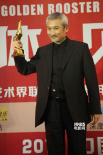 金雞獎后臺直擊：張譯引來蝴蝶 鄧家佳大秀恩愛