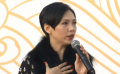 新加坡國寶歌手陳潔儀亮相 富貴優(yōu)雅鐘情“大圣”
