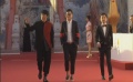 《愛情麻辣燙》劇組亮相 西裝筆挺帥氣逼人