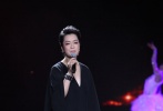 第30届金鸡奖颁奖典礼隆重举行 毛阿敏登台献唱