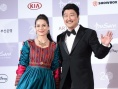 開幕式主持人宋康昊、Marina Golbahari攜手亮相