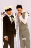 昔日快男金樸俊與同性男友舉辦婚禮 當(dāng)眾擁吻