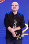 甜馨献唱“万万没想到”推广曲 杨子姗变身粉丝