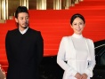 小田切讓潮裝盡顯型男本色 中谷美紀(jì)白裙復(fù)古范