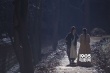 《朝鮮魔術(shù)師》首曝劇照 俞承豪臺(tái)上“玩火”