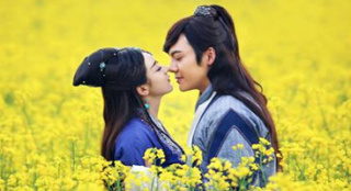 趙麗穎陳偉霆“冰吻”回歸 畫面太美不敢看