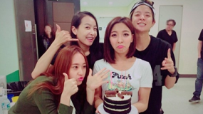 f(x)正规4辑横扫中韩音源榜单 MV暗喻5人变4人