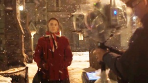 《布鲁克林》幕后拍摄直击 剧组打造逼真雪中景致