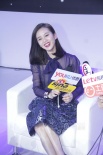 劉詩(shī)詩(shī)穿薄紗透視裙玩性感 與胡歌同臺(tái)CP感爆棚