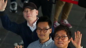《坏蛋必须死》特辑 揭秘双监制冯小刚、姜帝圭