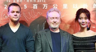 1121快讯:《火星救援》首映 陈数想在火星聊剧本