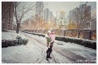 李小璐與甜馨雪天堆雪人 母女打扮時髦稱閨蜜