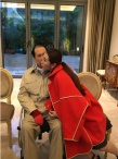 賭王何鴻燊94歲生日:二太捐200萬祝壽 四太獻吻