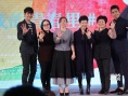 《我的少女时代》庆功 王大陆李玉玺“公主抱”