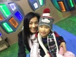 張庭素顏帶兒女過周末曬照 姐弟倆穿戴可愛搞怪