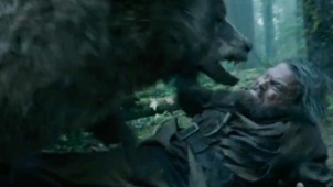 《荒野猎人》电视宣传片 莱昂纳多徒手恶战棕熊